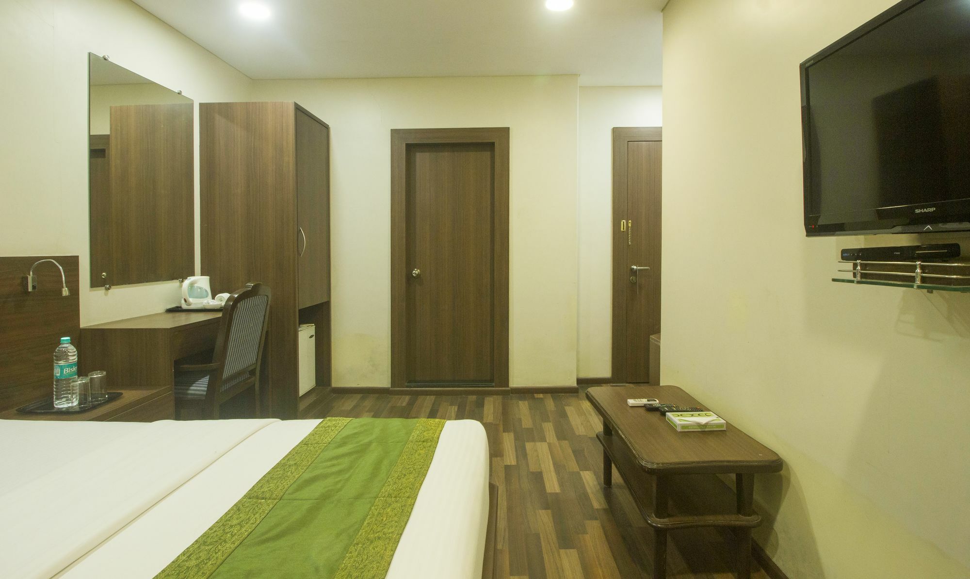 Hotel Treebo Trend Rosewood Bombaj Zewnętrze zdjęcie